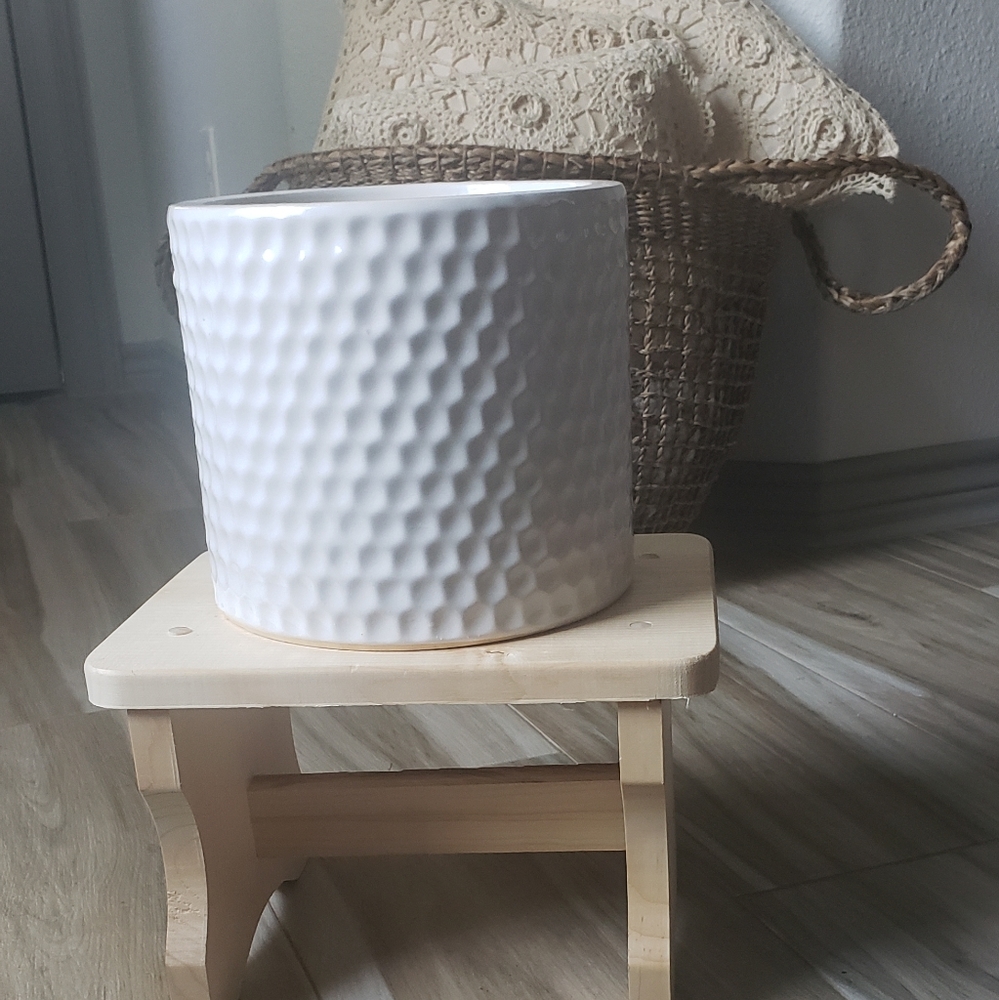Textured Planter Pot White Large